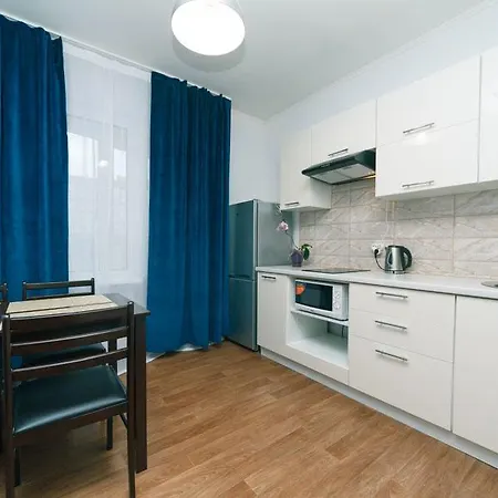 Cozy Apartment On Gmyri 12B Near Metro Poznyaki Kyiv Exterior photo