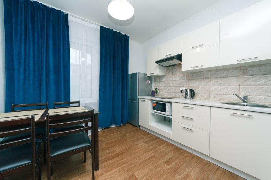 Cozy On Gmyri 12b Near Metro Poznyaki * קייב